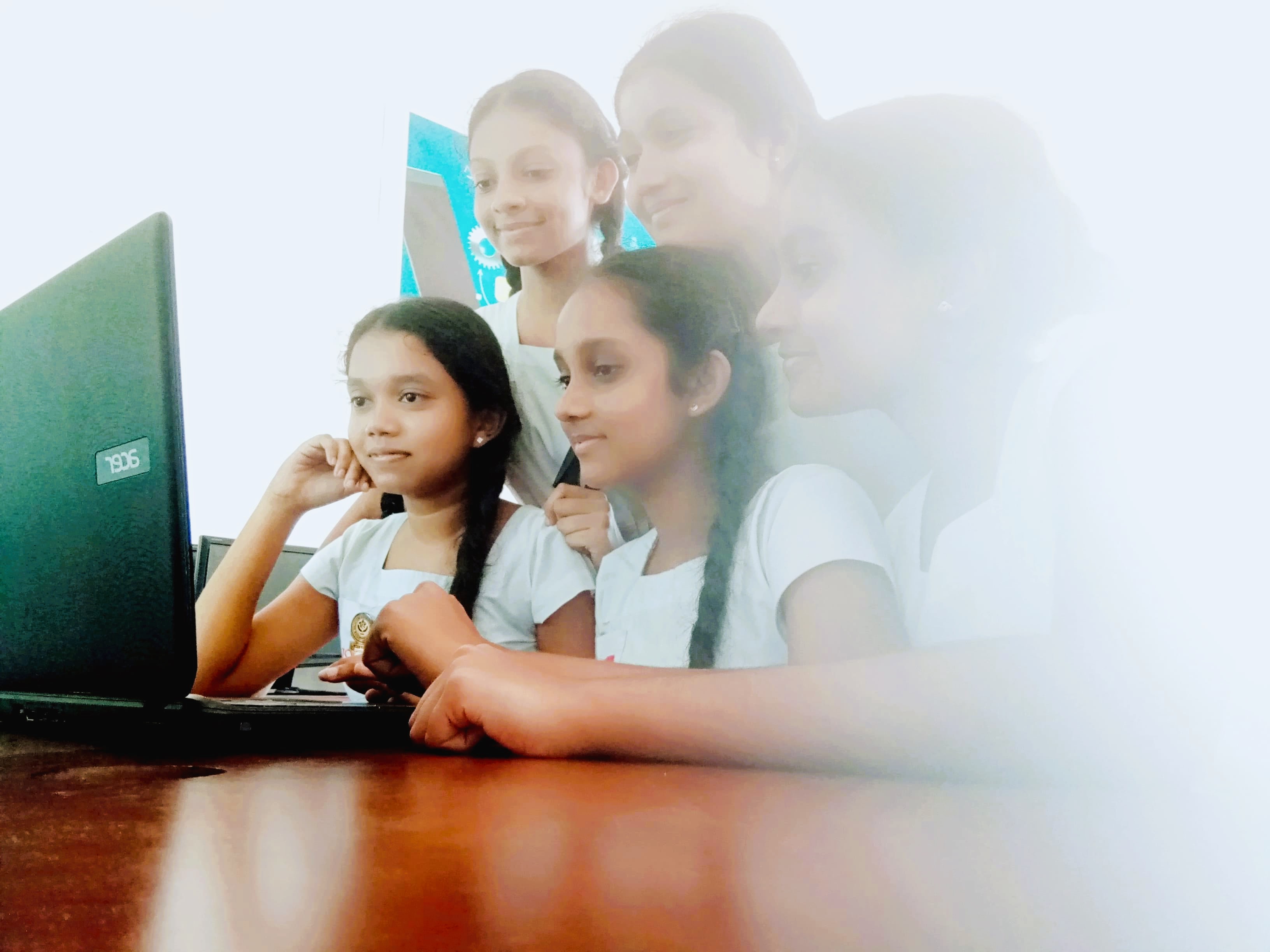 වෙබ් අඩවි සංවර්ධන කණ්ඩායම - 2024